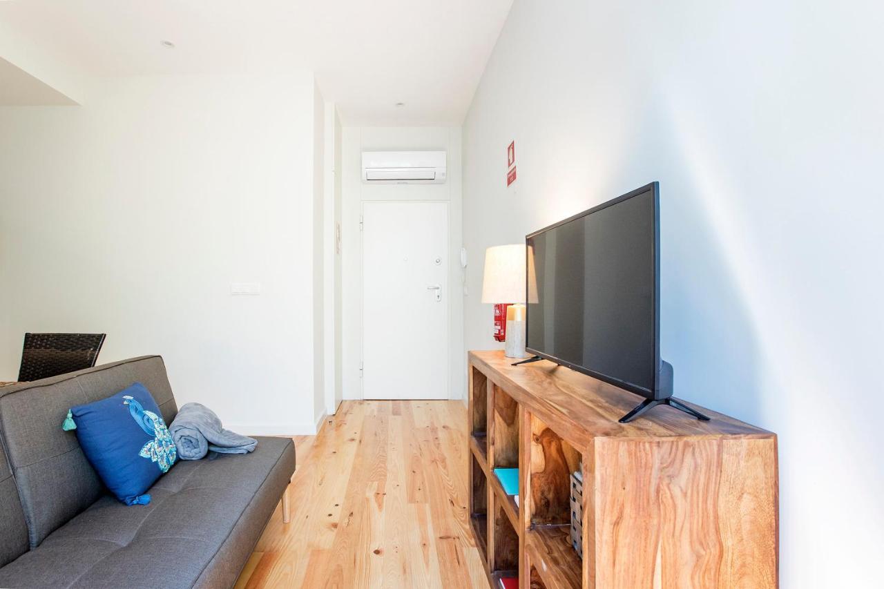Central Studio W/ Pool, Ac & Patio By Lovelystay Porto Exterior foto